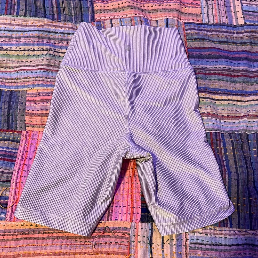 NWOT 90 DEGREE Lilac Gray Cross Waist Biker Short